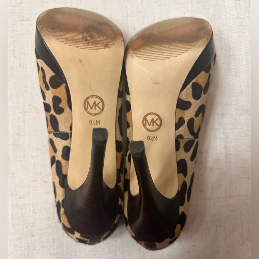 Michael Kors Animal Print Peep Toe Heels - Picture 10 of 14